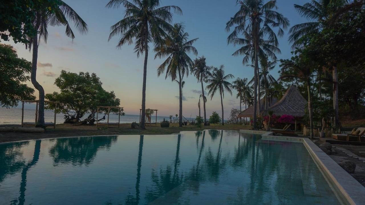 Bleu Mathis Gili Asahan Exteriér fotografie